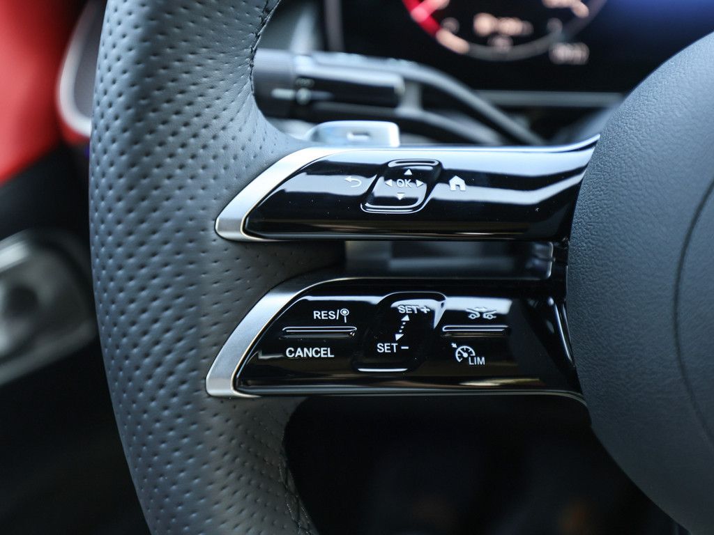 Mercedes-Benz GLC 300d AMG Line 4M Coupé AHK Abstandstemp. LED