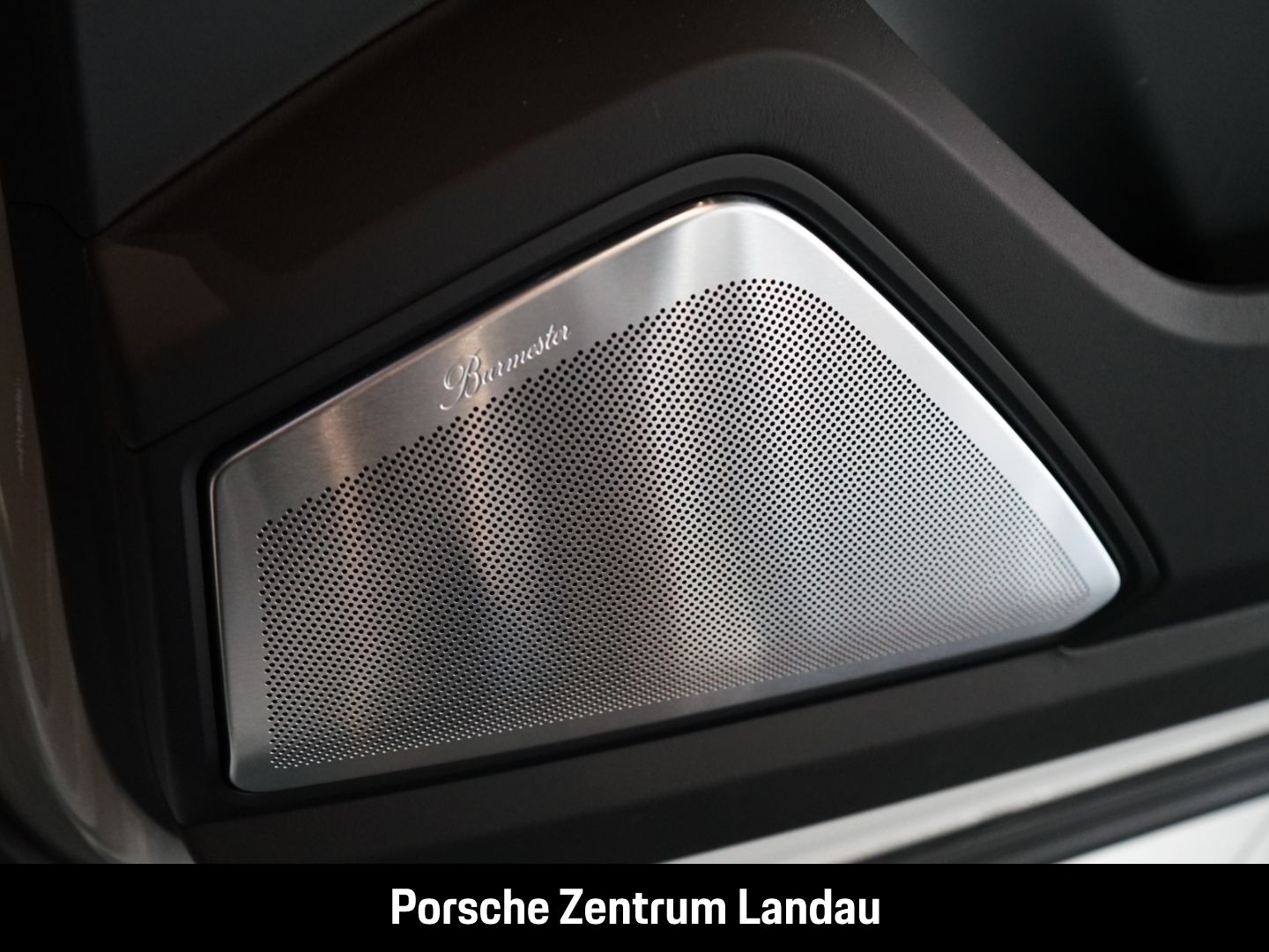 Porsche Cayenne E-Hybrid Burmester InnoDrive Head-Up