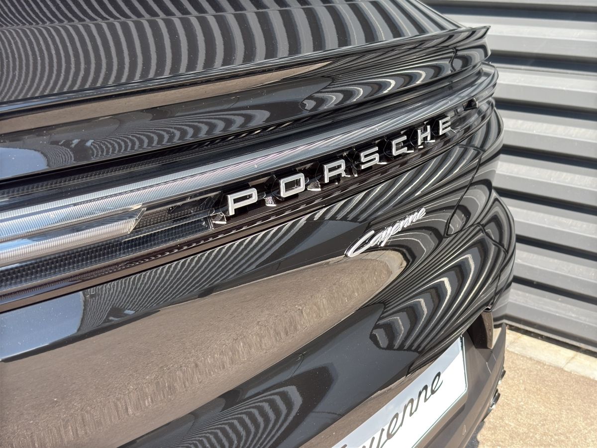 Porsche Cayenne E-Hybrid Coupe | Luftfederung | el. AHK