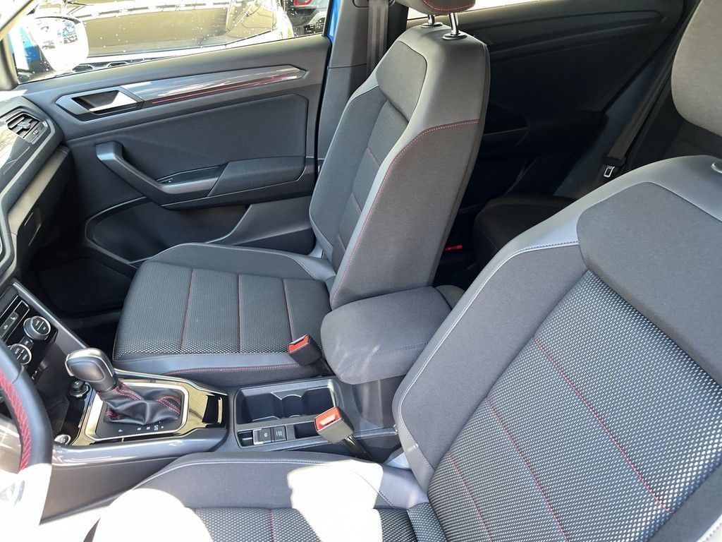 Volkswagen T-Roc 1.5 TSI DSG Sport R-Line - Samsaru's Car Outlet