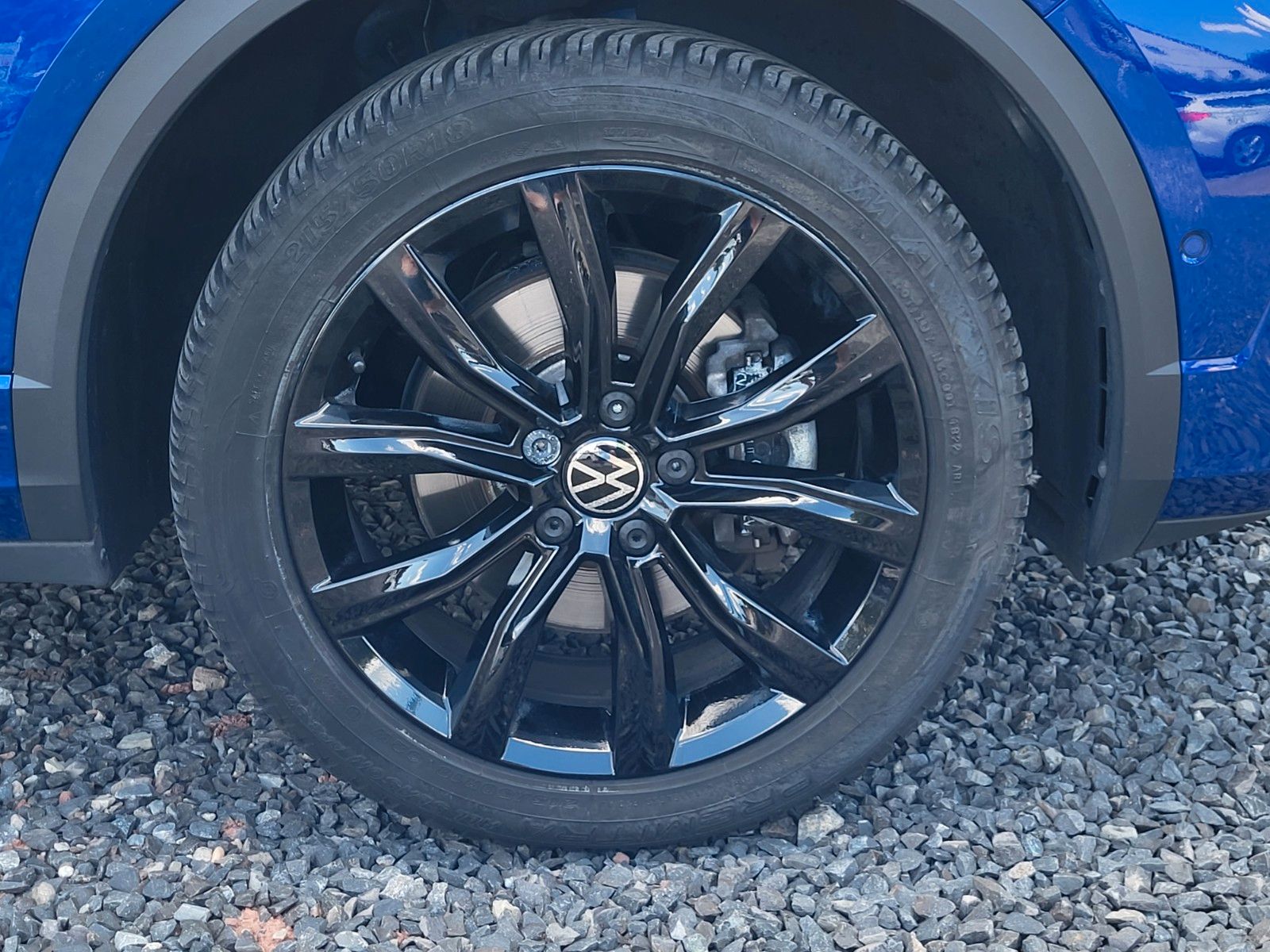 Volkswagen T-Roc R-Line 4Motion - Samsaru's Car Outlet