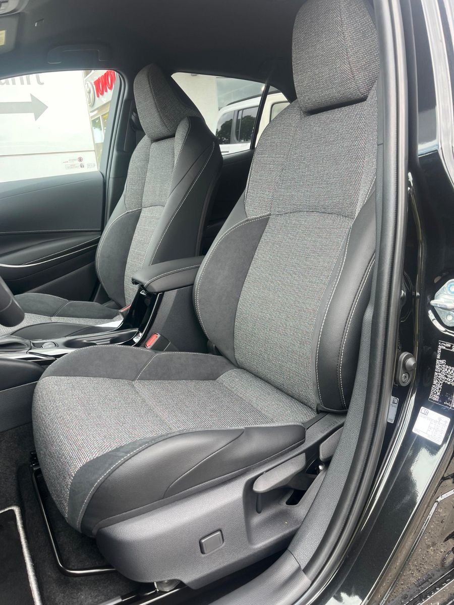 Toyota Corolla Hybrid 2,0l Teamplayer *Sitzh,Kamera*