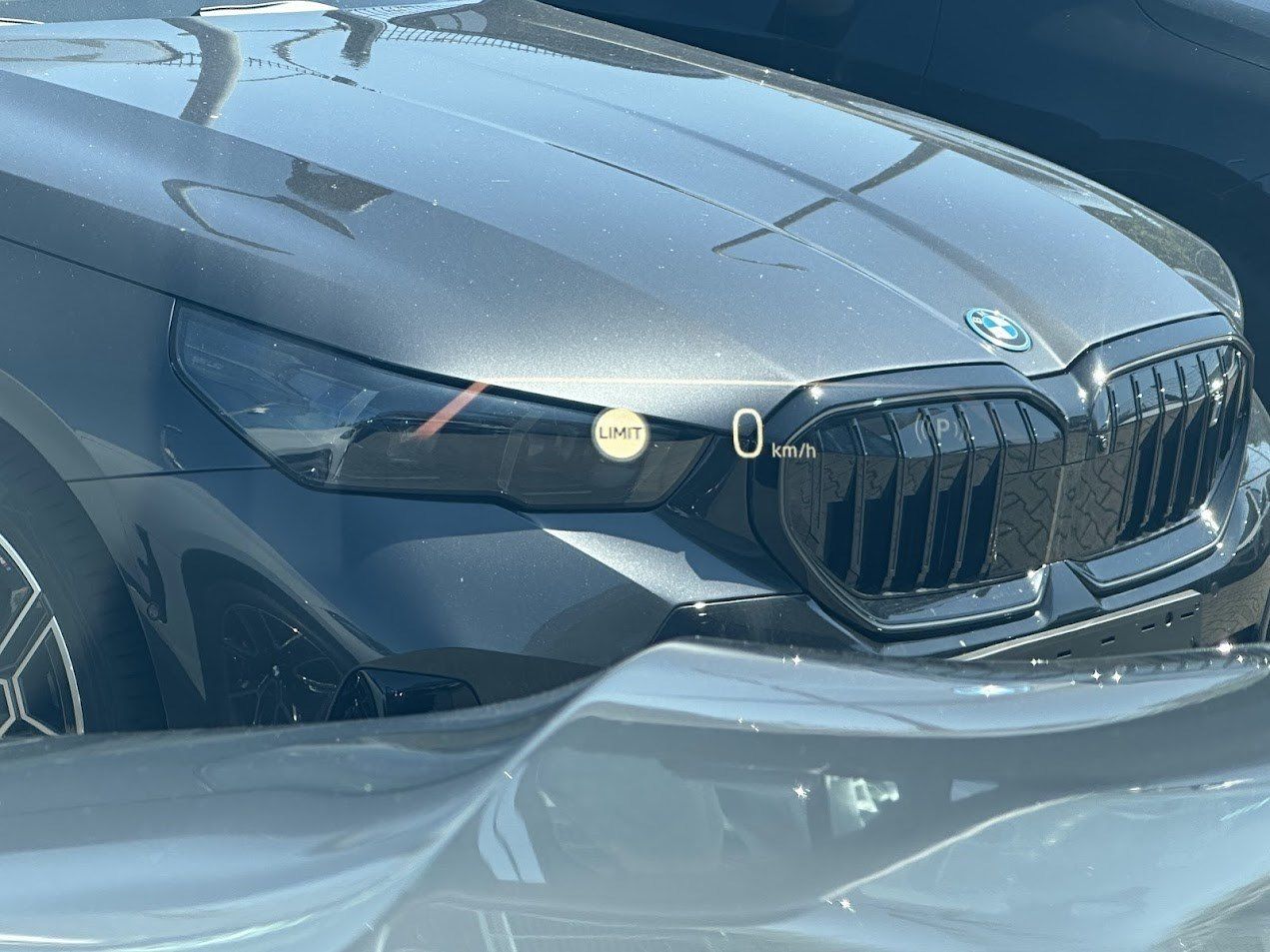 BMW X5 xDrive50e M Sport Pro || 22Z Pano AHK H&K Hea