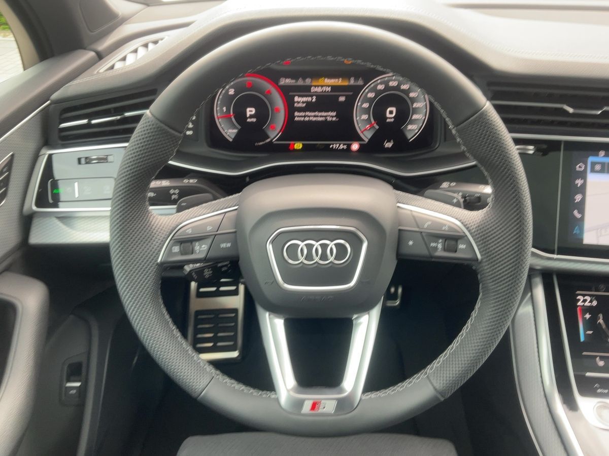 Audi Q7 50 TDI quattro S line