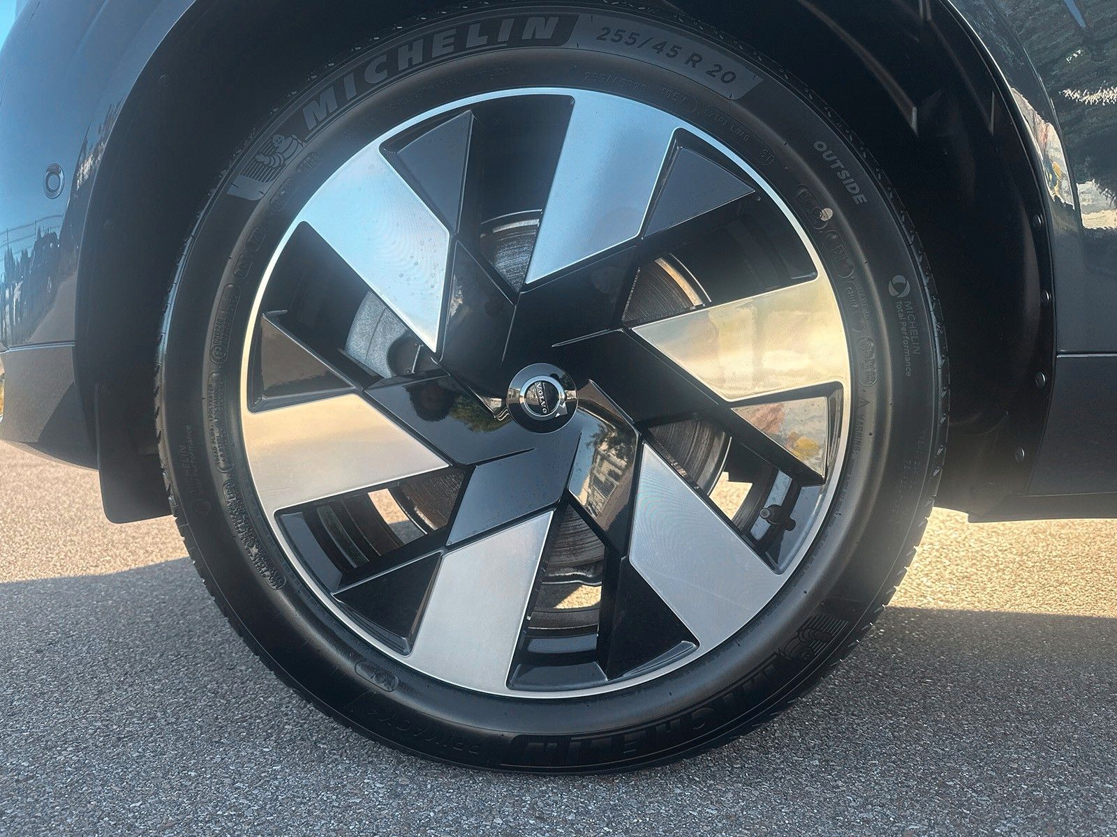 Volvo XC60 T6 AWD Recharge Plus Dark AHK ACC BLIS