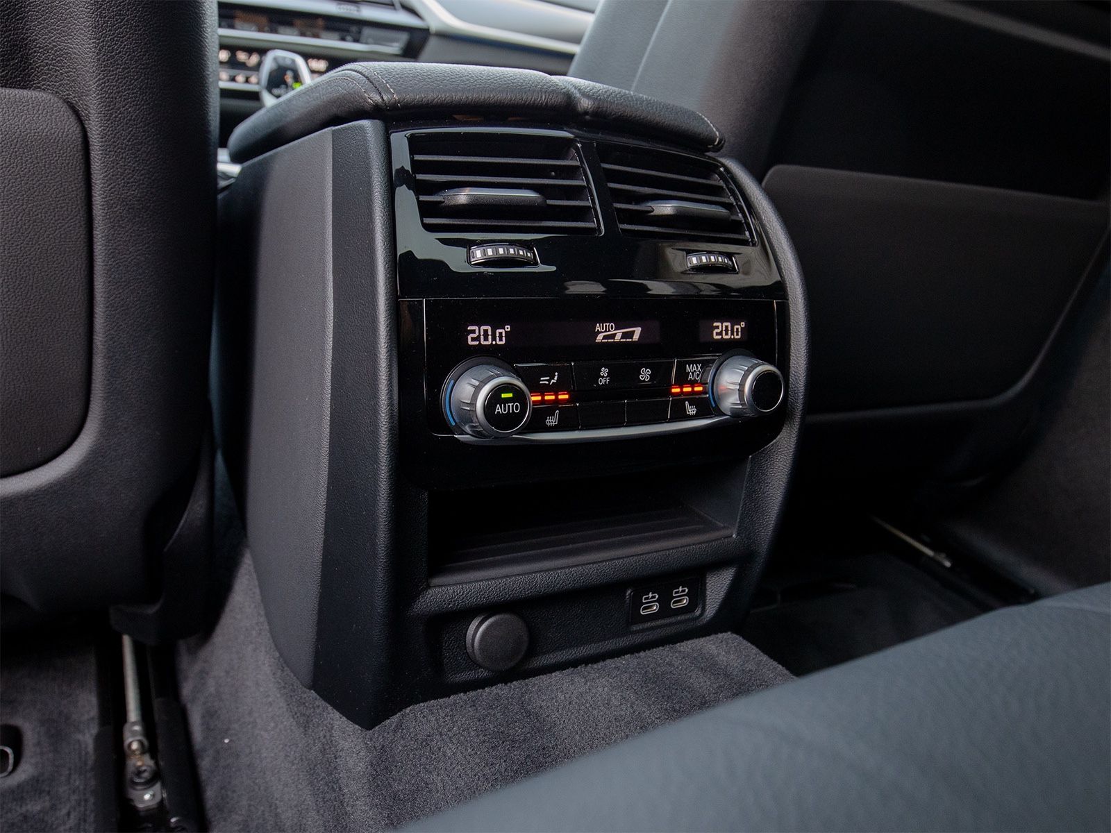 BMW 530d M-Sport H&K Laser HuD SoftCl.360°StandH.AHK
