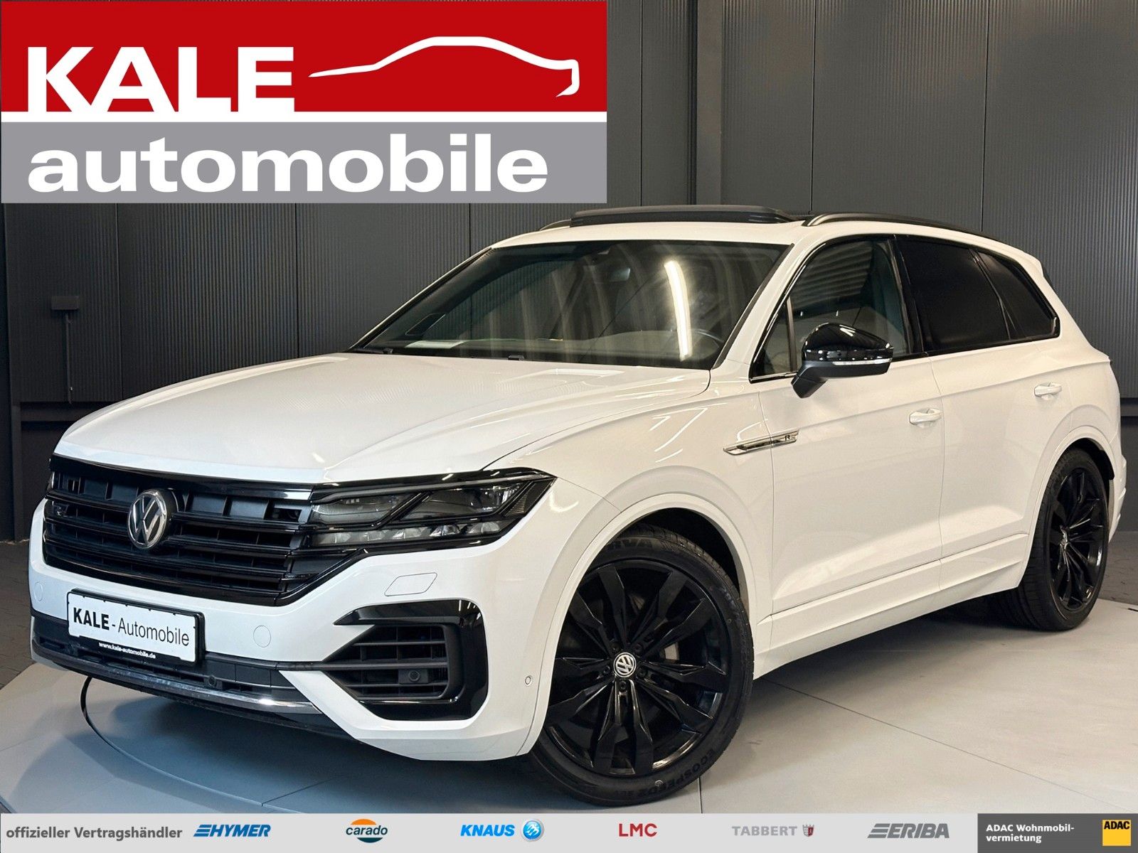 Volkswagen Touareg R-Line 4Motion Black - Samsaru's Car Outlet