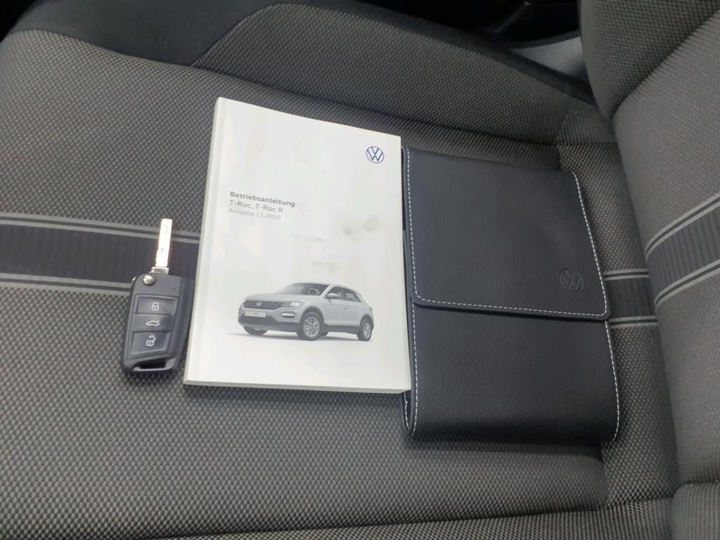 Volkswagen T-Roc Style 1.5 TSI DSG - Samsaru's Car Outlet