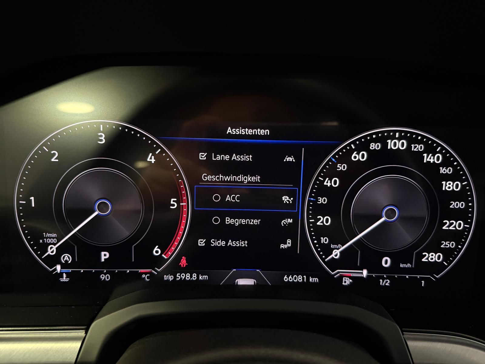 Volkswagen Touareg Elegance 4Motion - Samsaru's Car Outlet