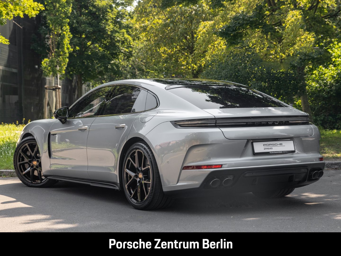 Porsche Panamera 4 E-Hybrid Massagesitze Burmester InnoD