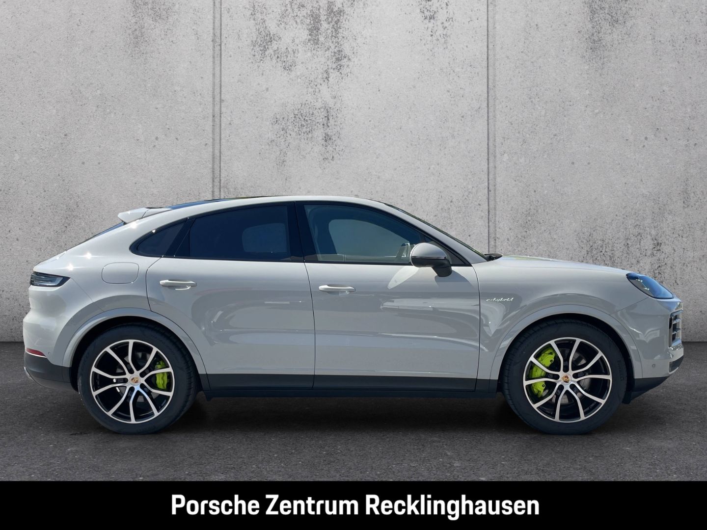Porsche Cayenne E-Hybrid Coupe LED-Matrix Panoramadach