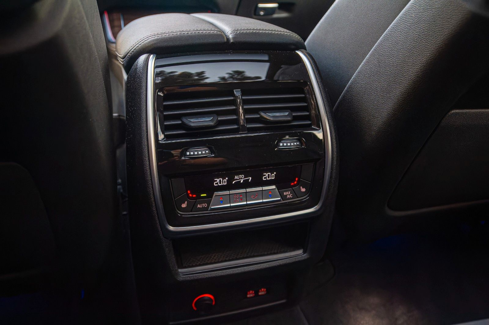 BMW X5 30d M SPORT.DR.ASS.LUFT.SOFTC.PANO.AHK.2STÜCK