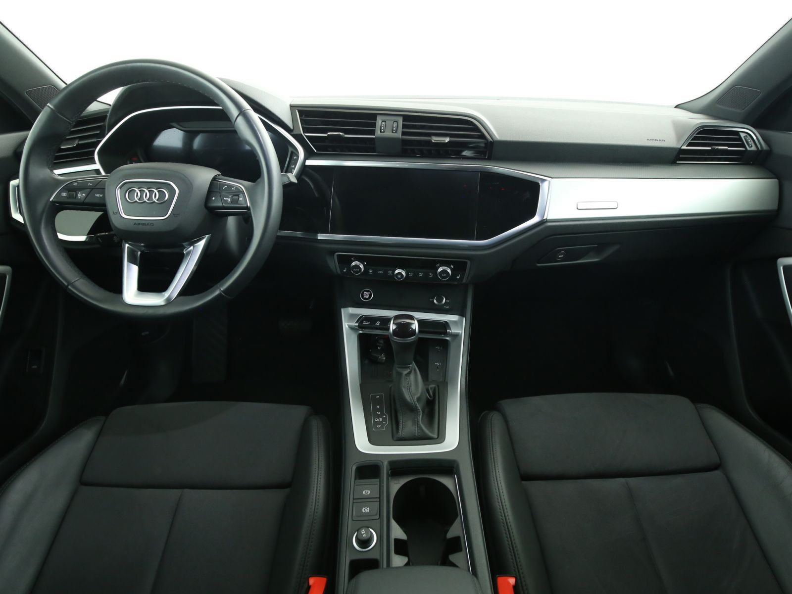 Audi Q3 S line 35 TDI quattro - Samsaru's Car Outlet