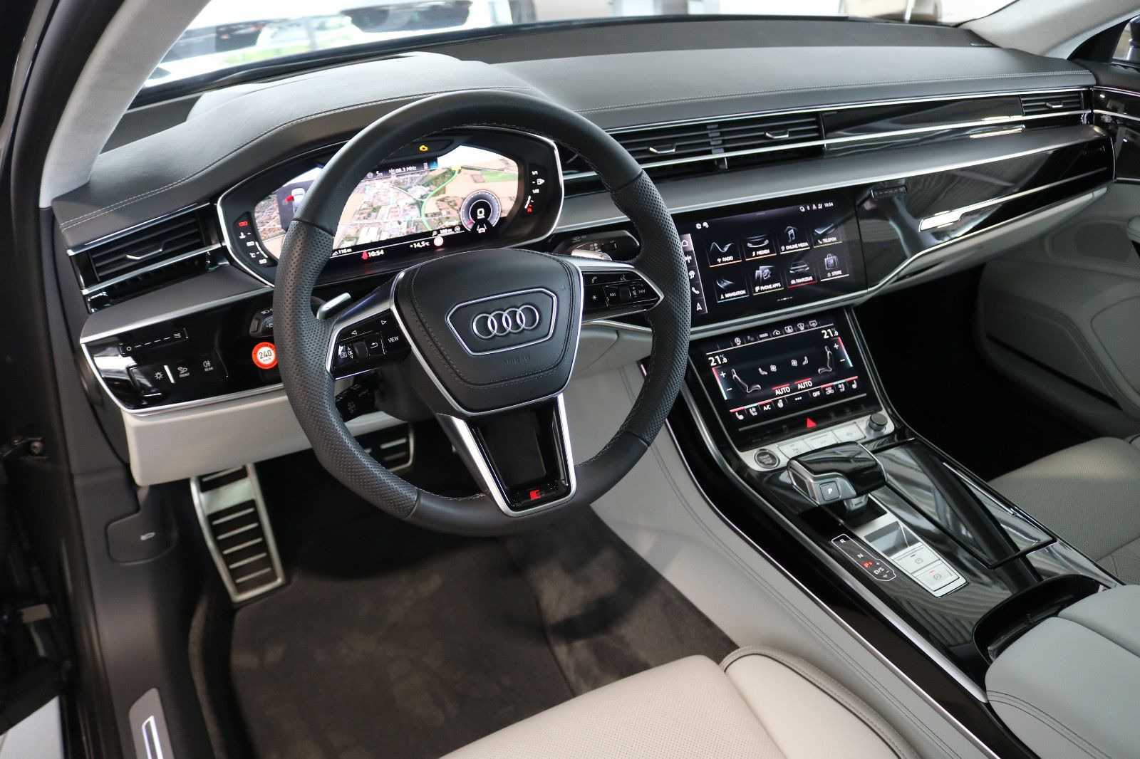 Audi A8 L 60 TFSI S line - Samsaru's Car Outlet