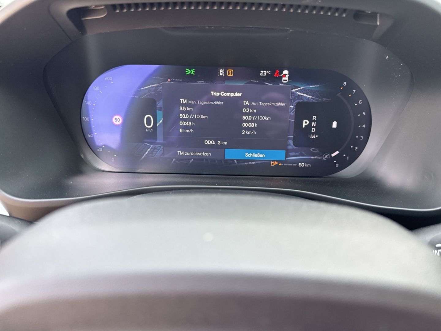 Volvo XC40 Core B3 - Samsaru's Car Outlet