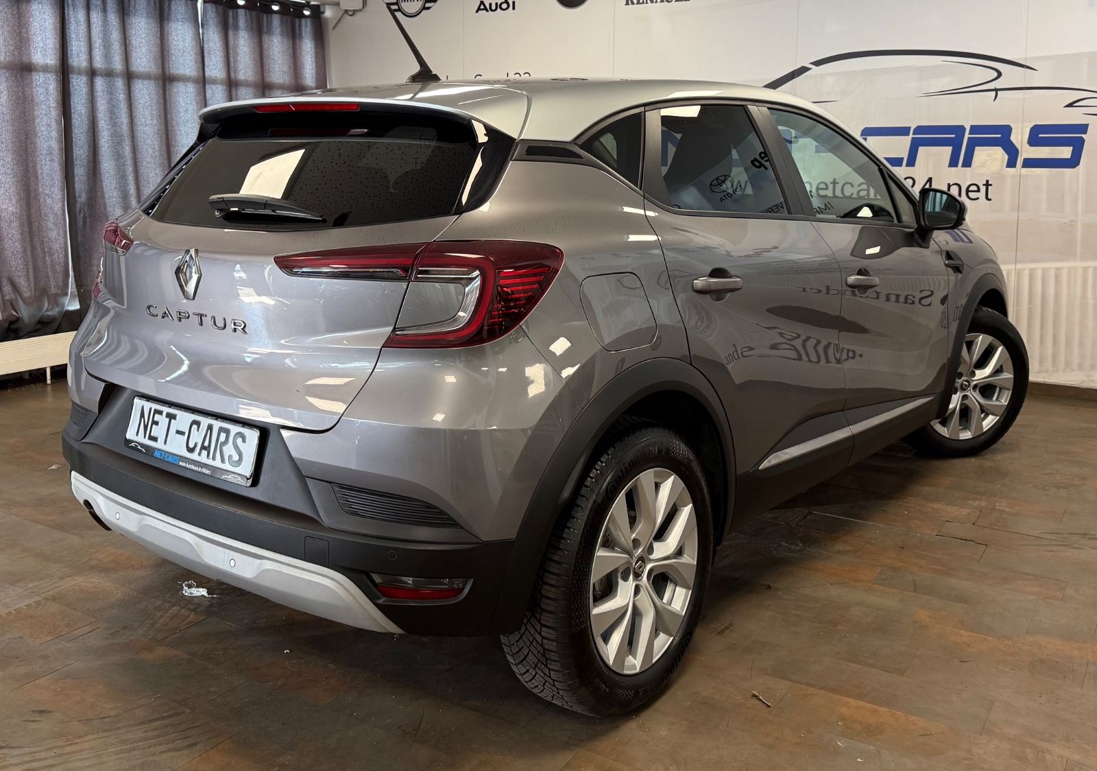Renault Captur TCe 130 EDC Experience - Samsaru's Car Outlet