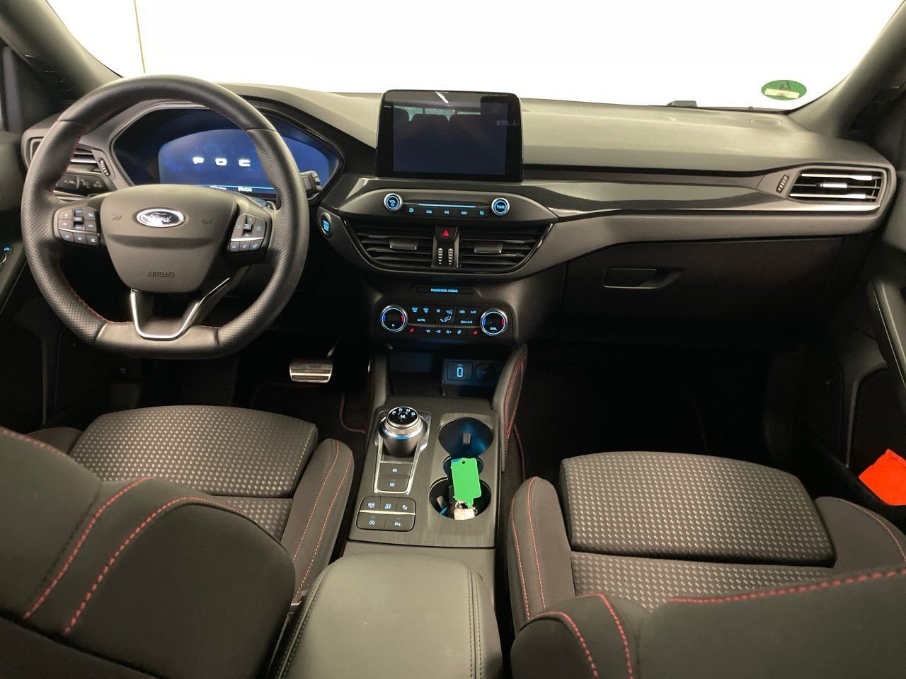 Ford Focus 2.0 EcoBlue ST-Line X - Samsaru's Car Outlet