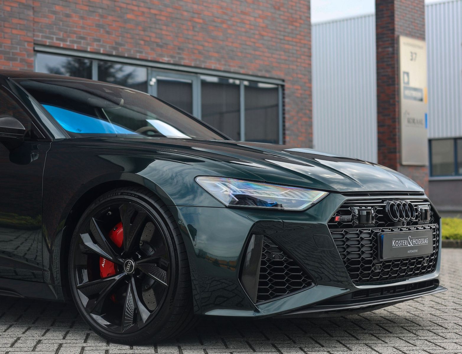 Audi RS6 Avant 4.0TFSI Quattro EXCLUSIVE + MEGAVOLL!