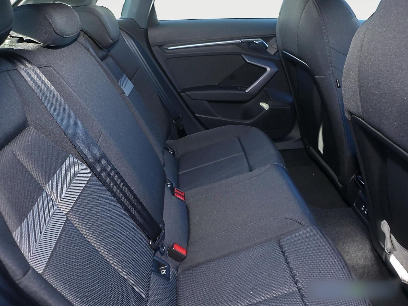 Audi A3 Sportback 35 TFSI S line - Samsaru's Car Outlet