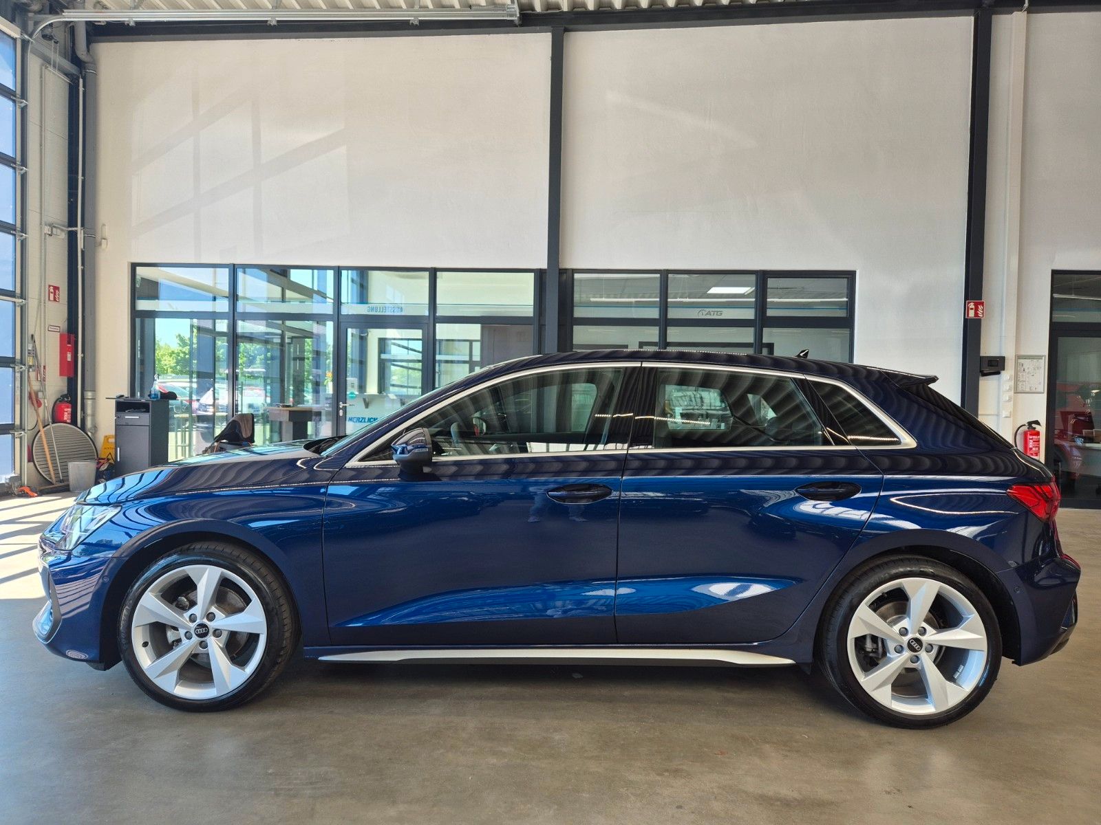 Audi A3 SPORTBACK 35 TDI S-LINE - Samsaru's Car Outlet