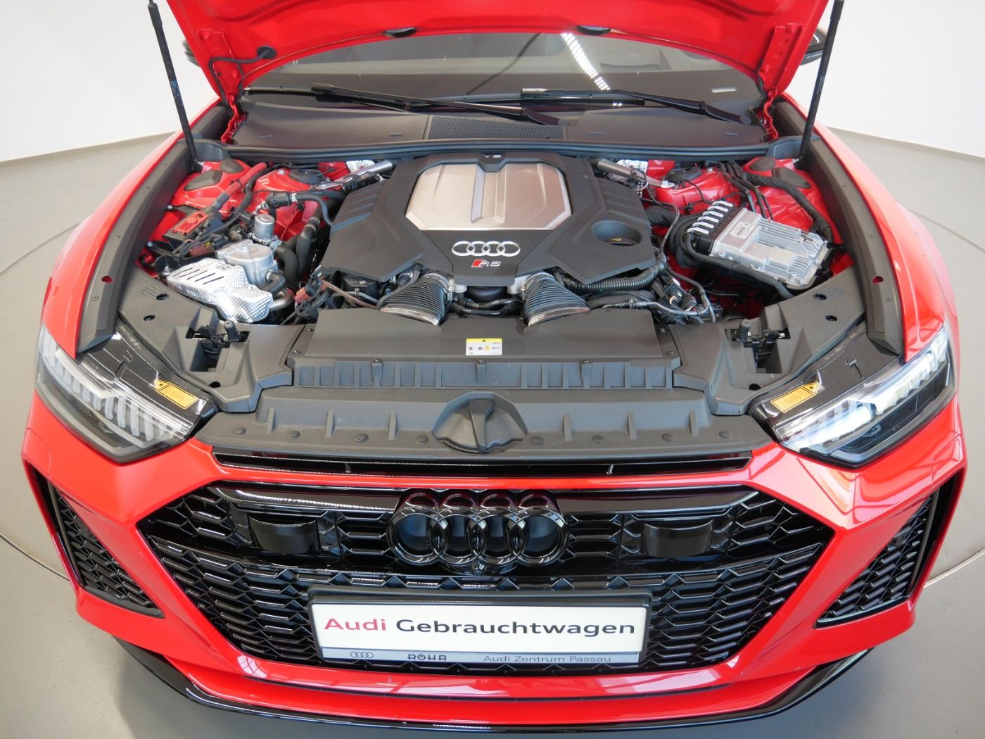 Audi RS 6 Avant tiptr. KERAMIK MATRIX AHK PANO HEAD-U