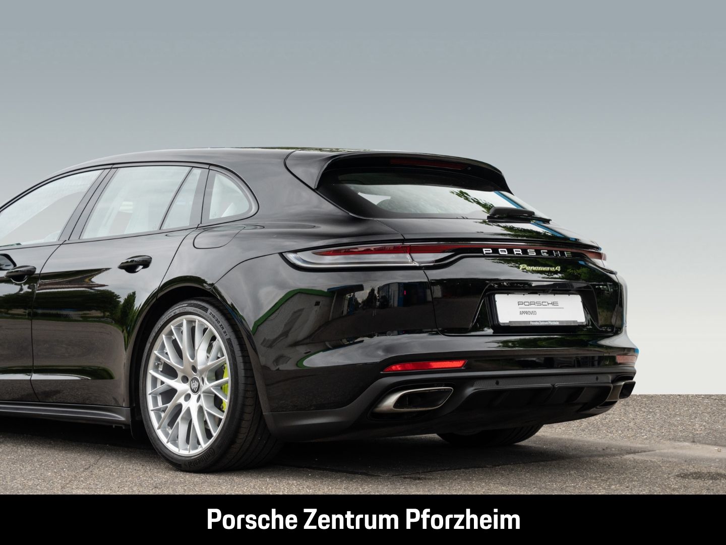 Porsche Panamera 4 E-Hybrid Sport Turismo Surround-View