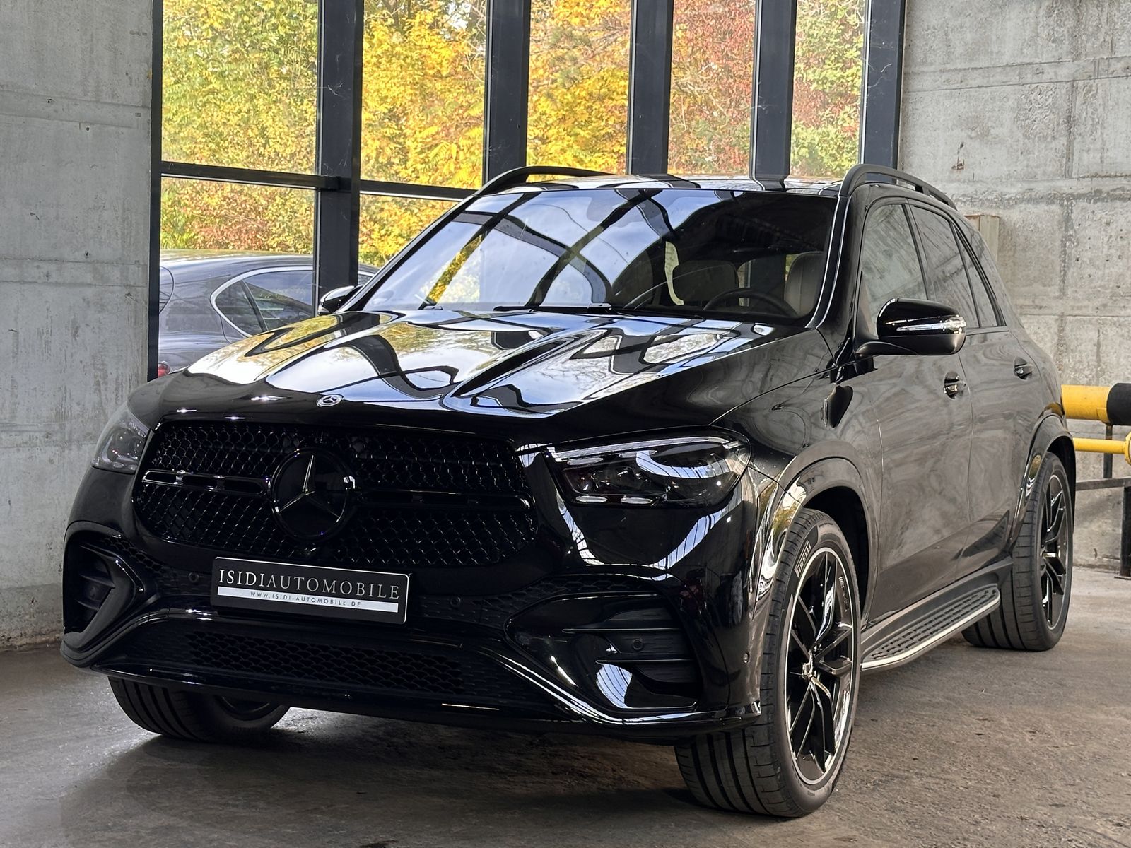 Mercedes-Benz GLE 450 D AMG Night designo LED Pano Standheizu.
