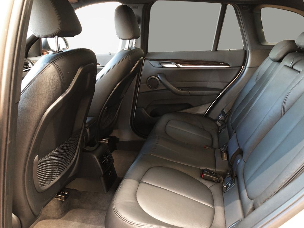 BMW X1 xDrive25e Advantage - Samsaru's Car Outlet