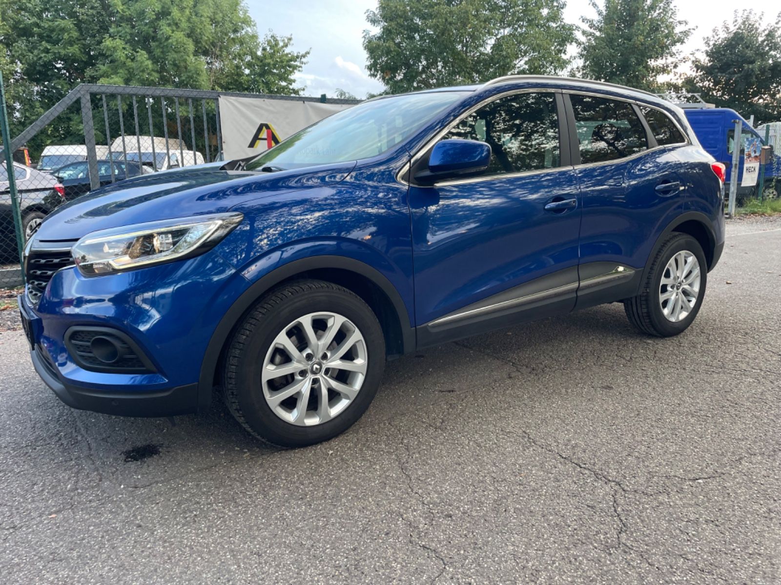 Renault Kadjar Business Edition 1.5 DCI - Samsaru's Car Outlet