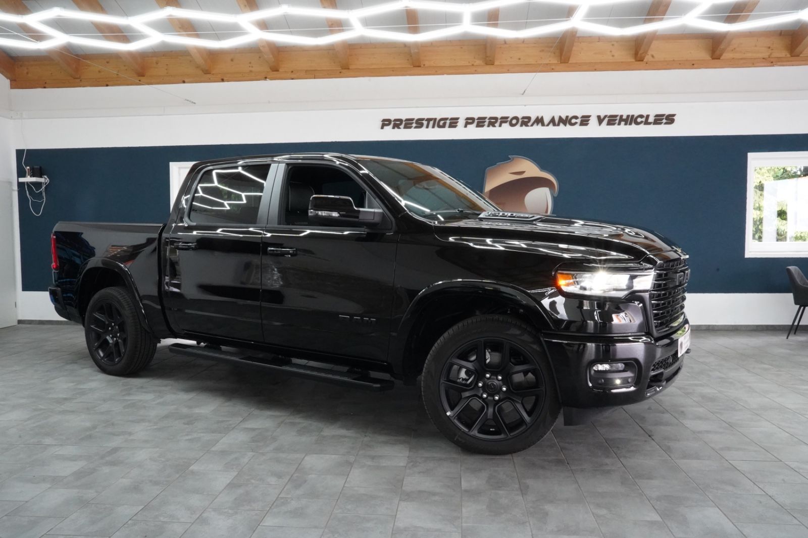 Dodge Sport 3.0 420 PS Black