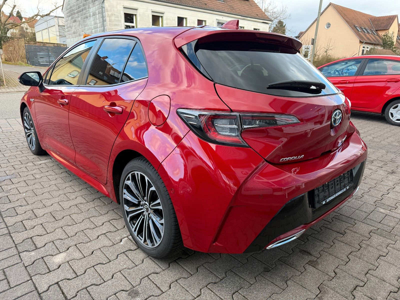 Toyota Corolla Hybrid - Samsaru's Car Outlet