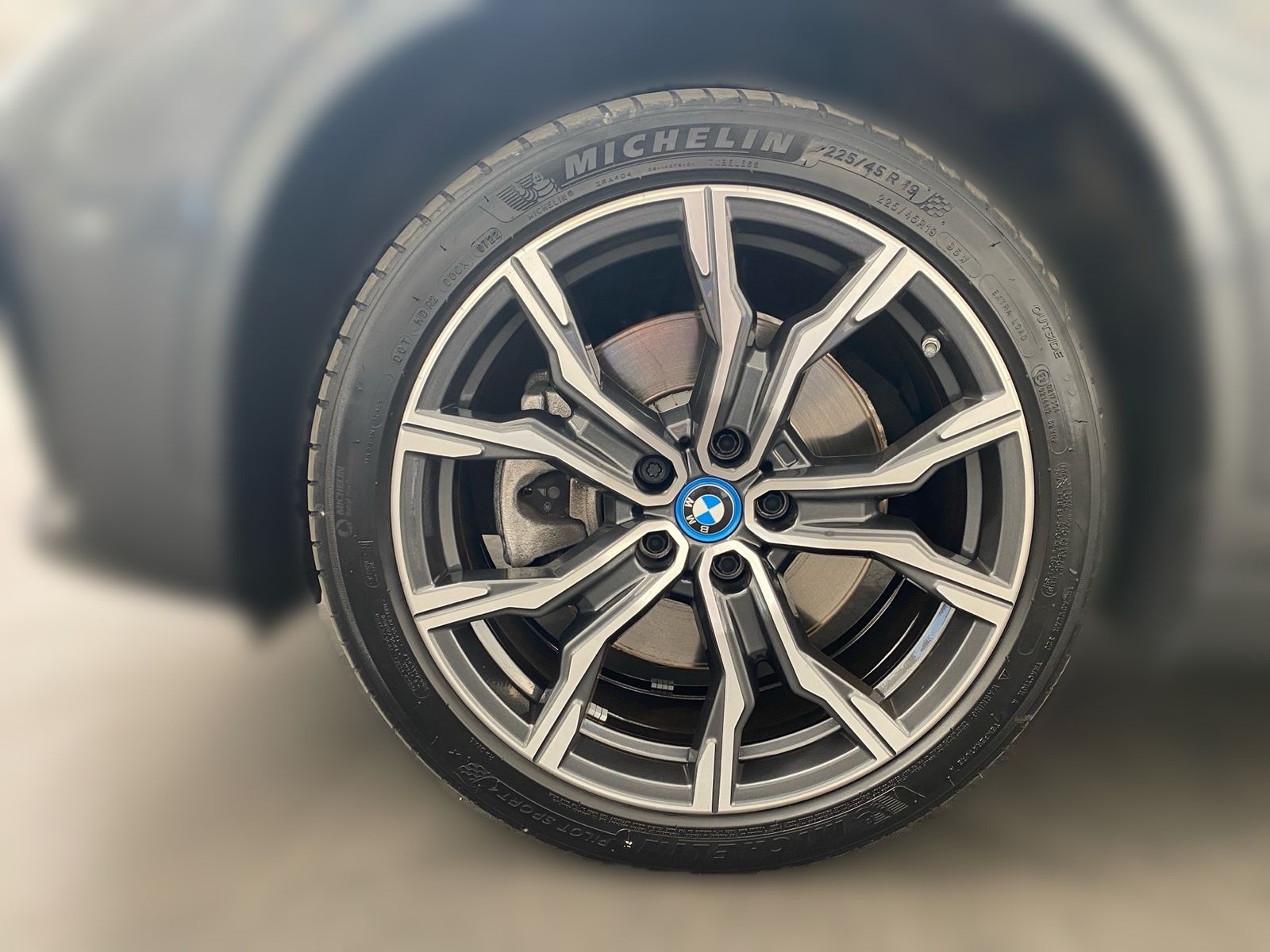 BMW X1 xDrive 25e M Sport - Samsaru's Car Outlet