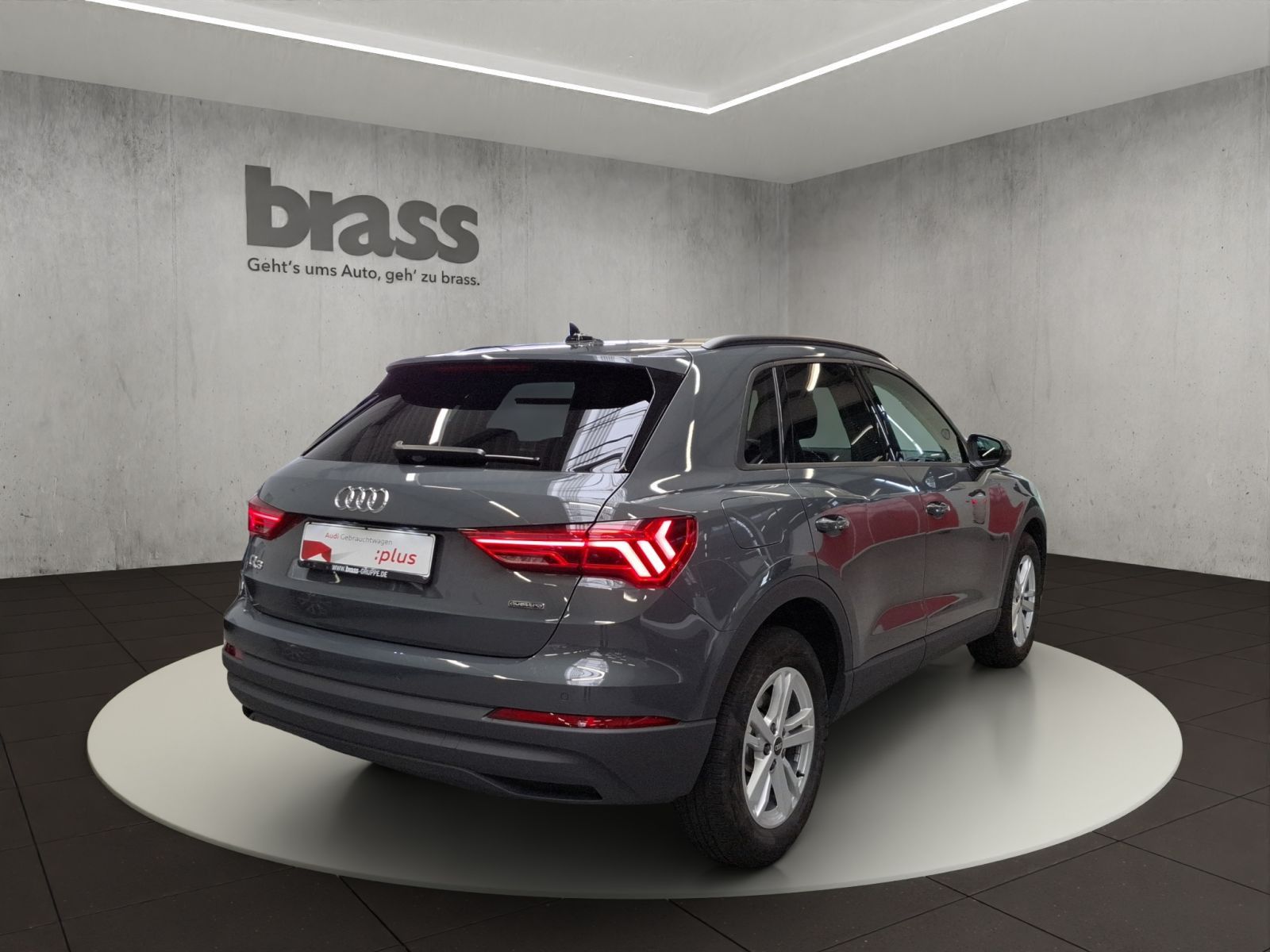 Audi Q3 40 TDI quattro - Samsaru's Car Outlet