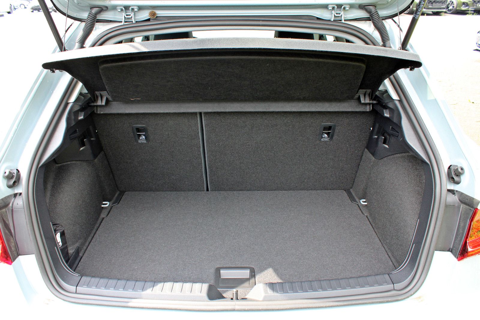 Audi A1 Sportback 25TFSI S-tronic BLACK - Samsaru's Car Outlet