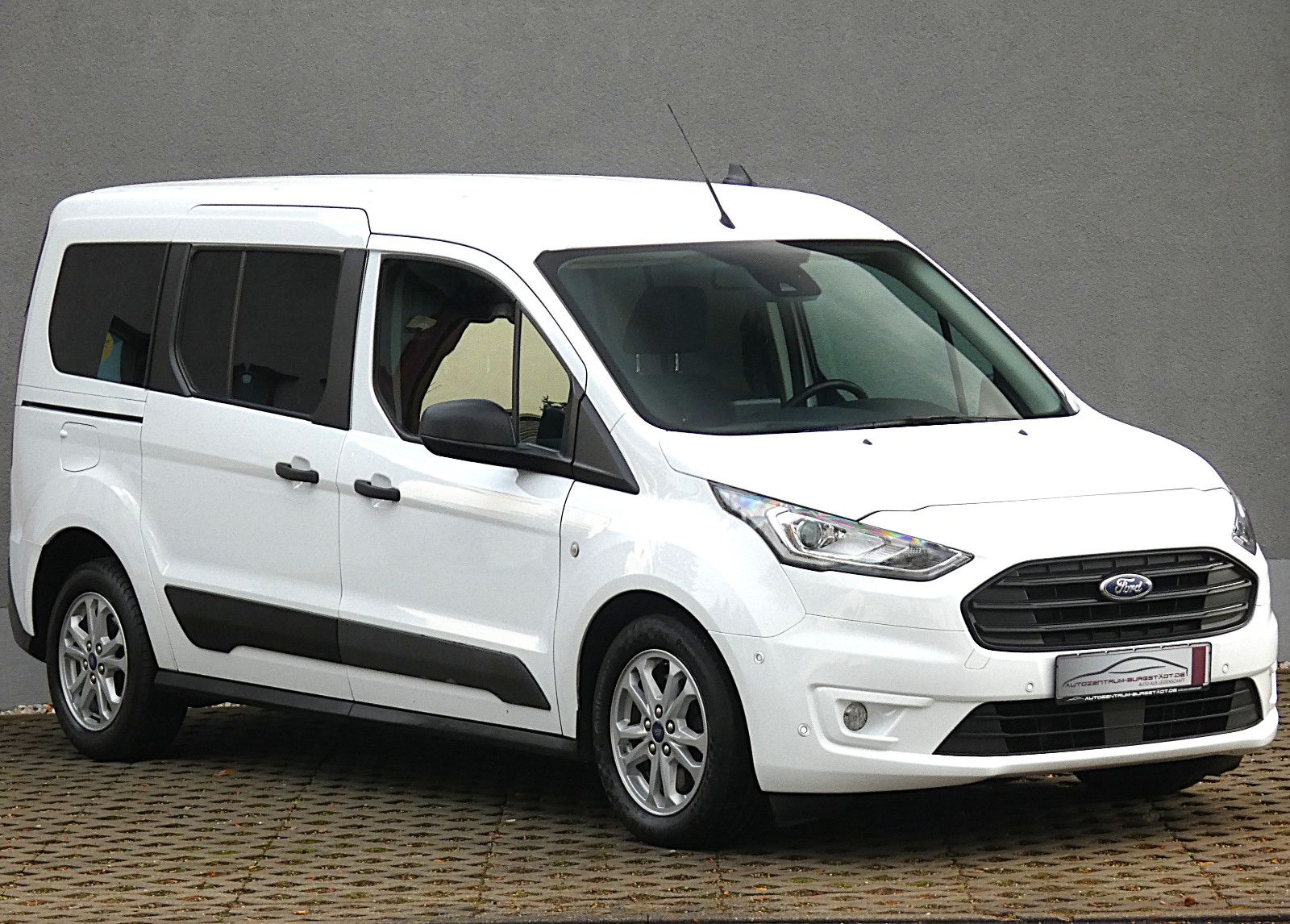 Ford Transit Connect Kombi 230 L2 1,5 TDCI Automatik