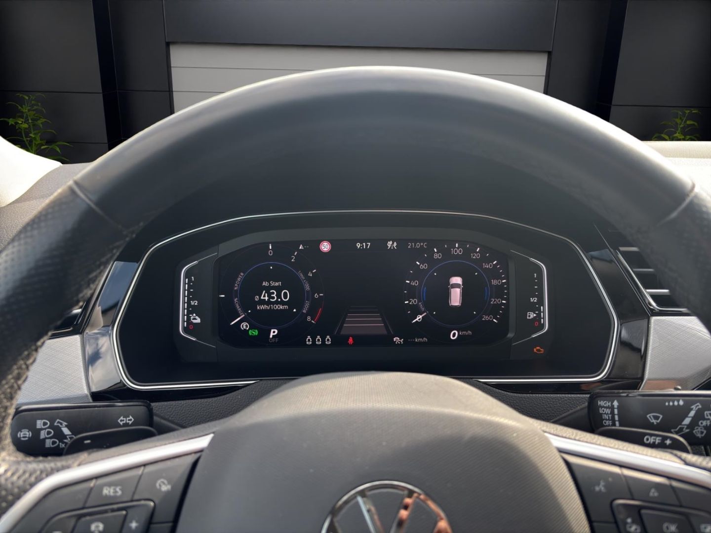 Volkswagen Passat Variant GTE 1.4 TSI Plug-In Hybrid - Samsaru's Car Outlet