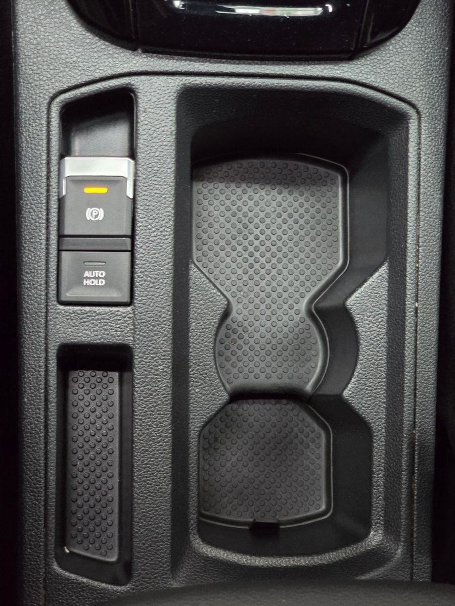 Volkswagen T-Roc R-Line Sport - Samsaru's Car Outlet