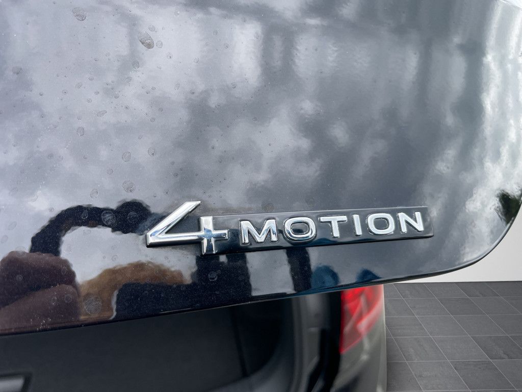 Volkswagen T-Roc 2.0 TSI SPORT 4MOTION - Samsaru's Car Outlet