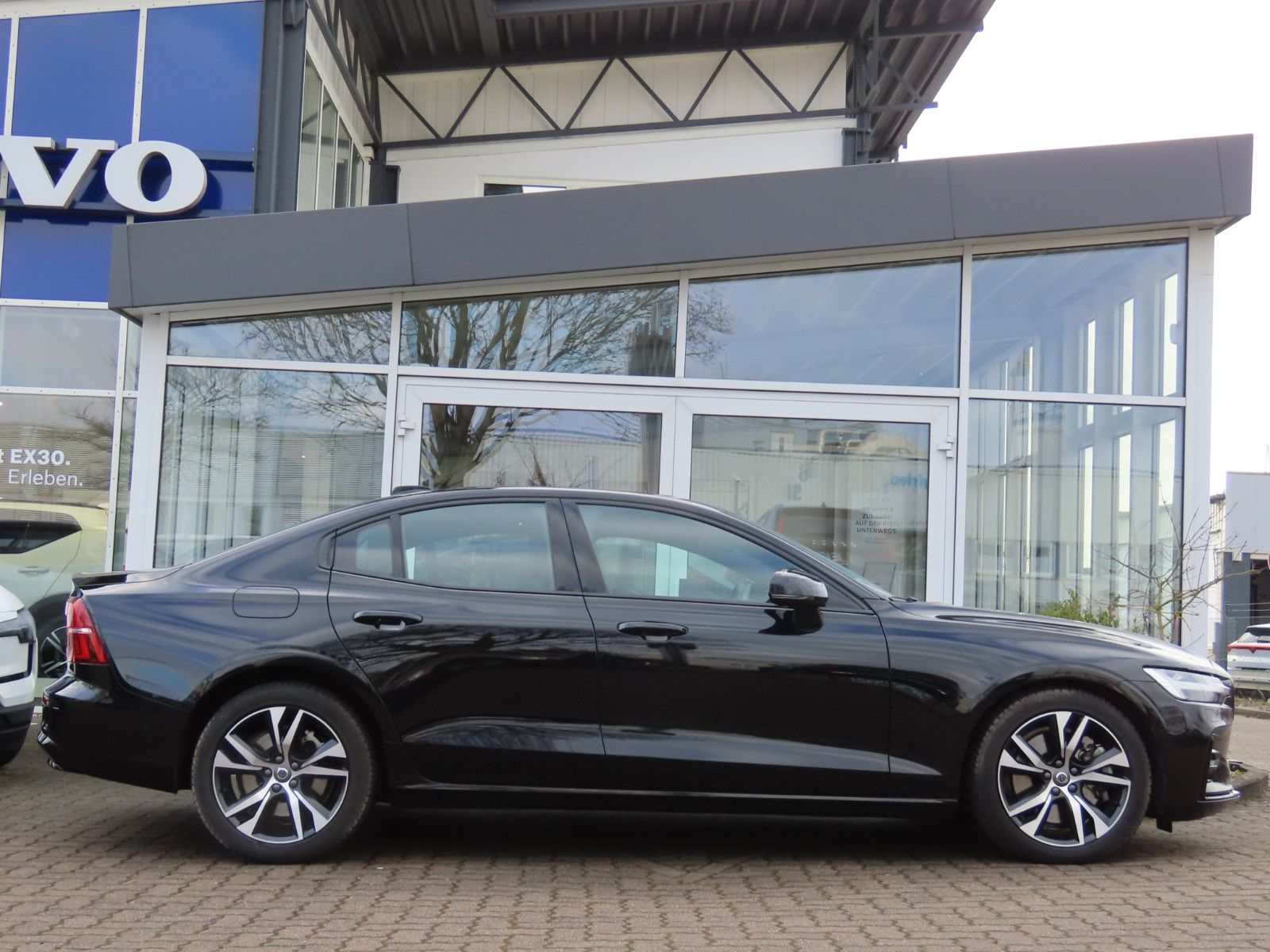 Volvo S60 Lim. Plus Dark AWD