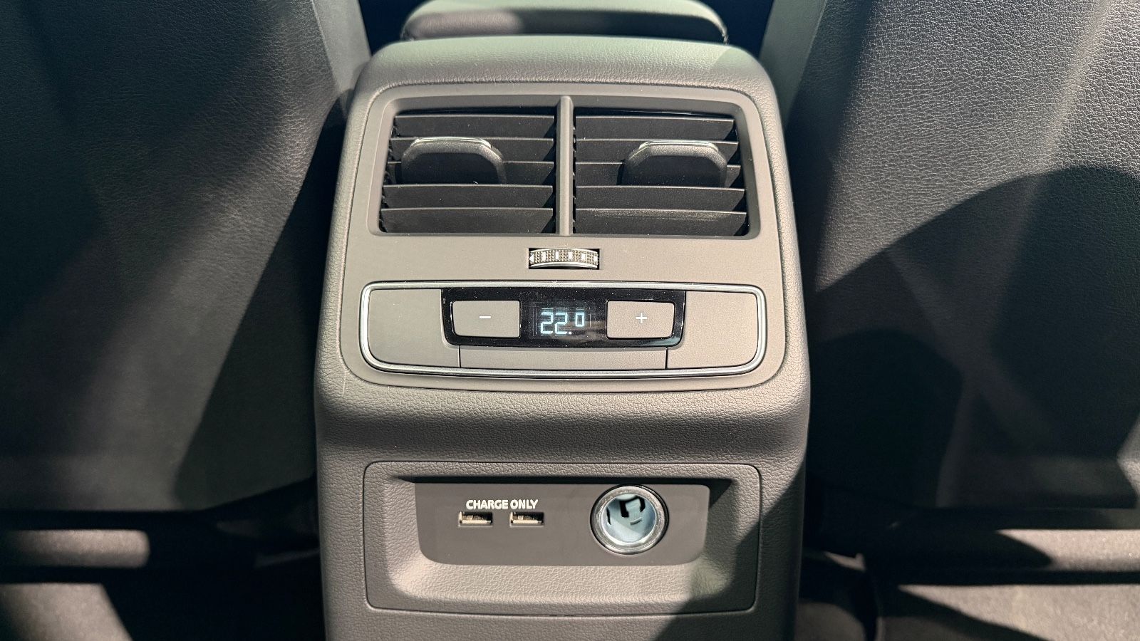 Audi Avant 40 TDI quattro advanced LED DSG APP SHZ