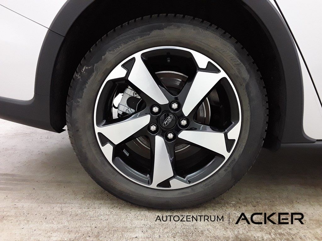 Ford Focus 1.5 EcoBoost Turnier Active X AT8. -50%*