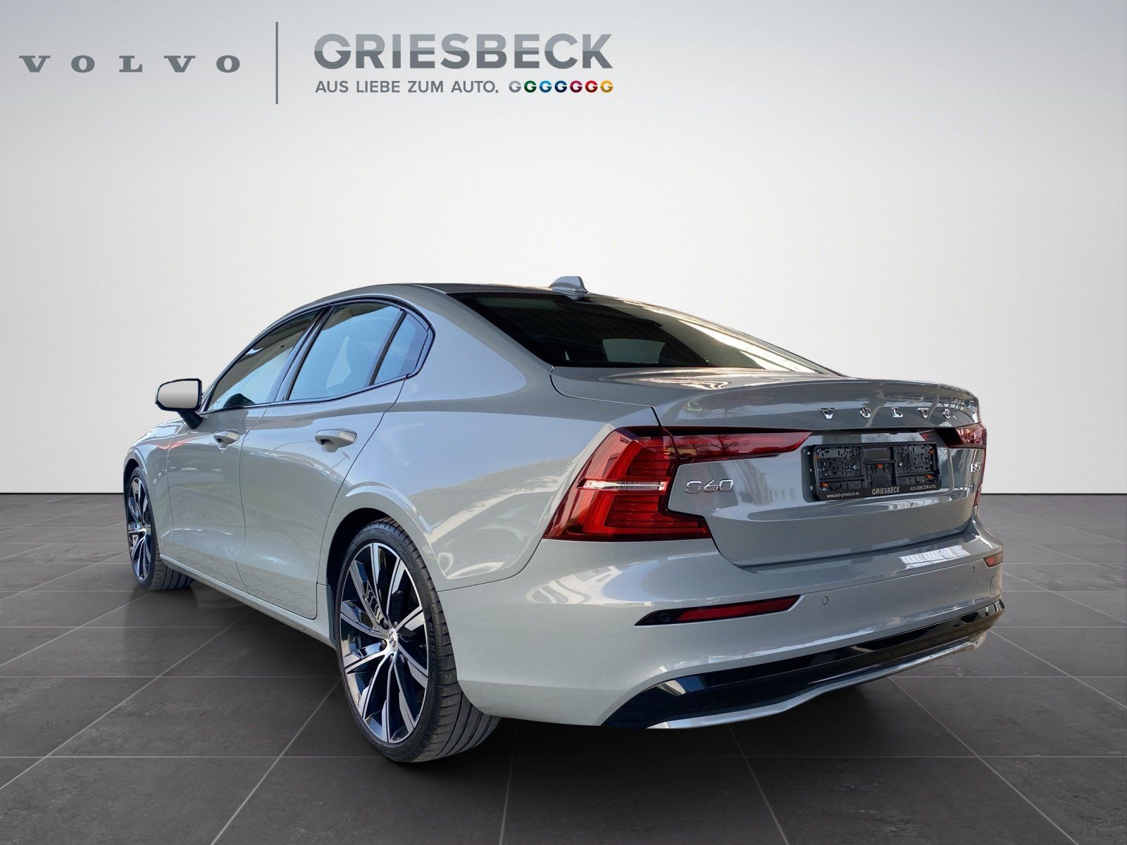 Volvo S60 B5 Ultimate Dark FLA*ACC*HUD*4xSHZ*STH*LM