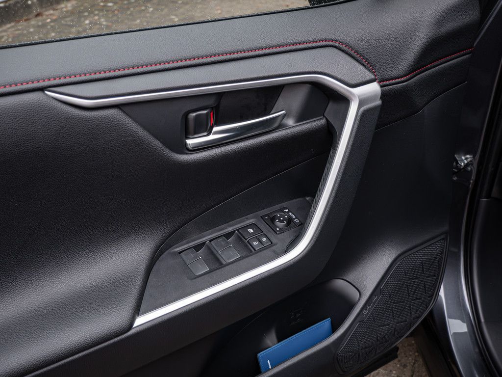 Toyota RAV4 2.5 Plug-in Hybrid 4x4 Teamplayer ACC LED