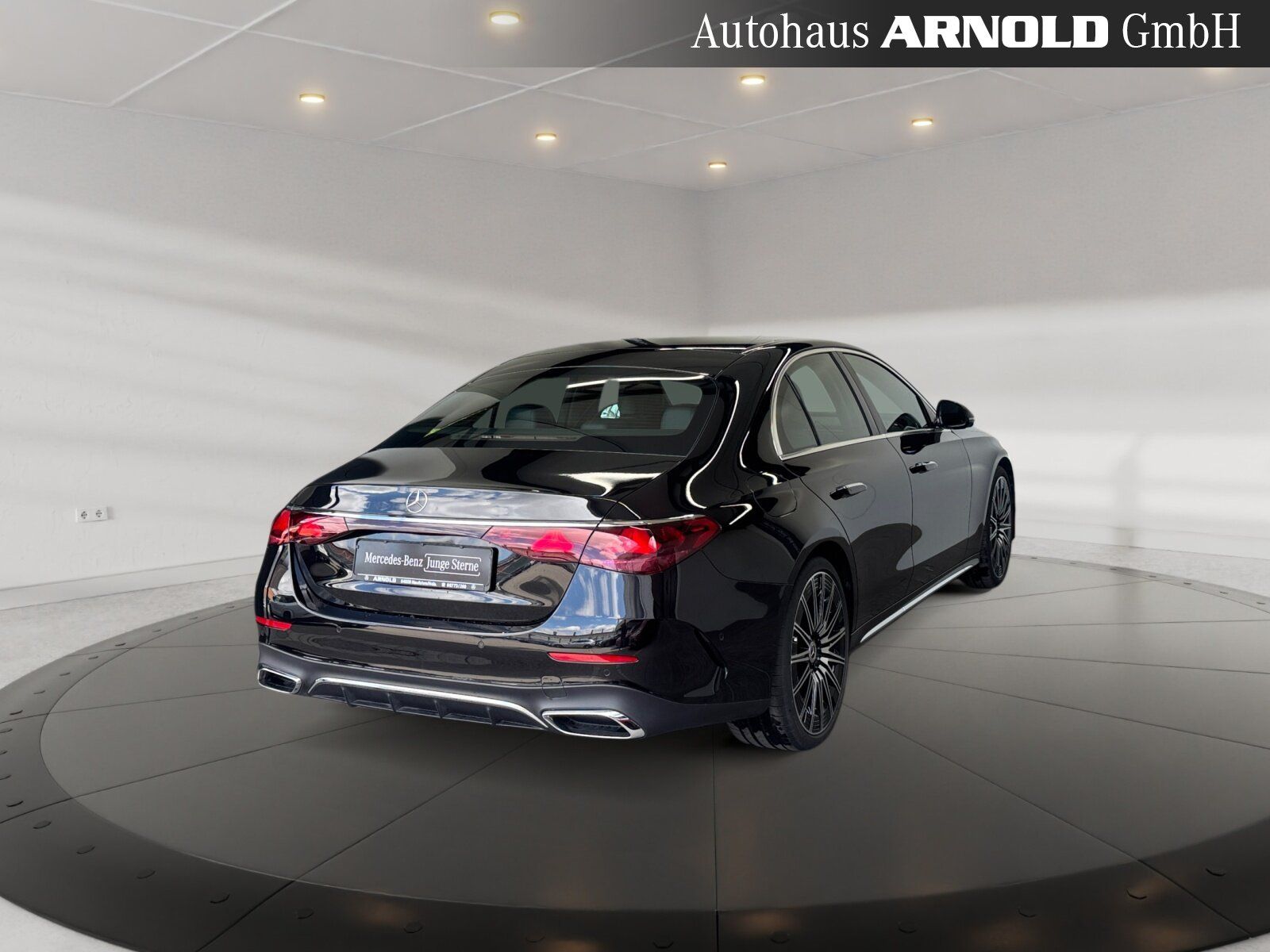 Mercedes-Benz E 220 d 4M AMG-Line SUPERSCREEN 21" 360° DISTR.
