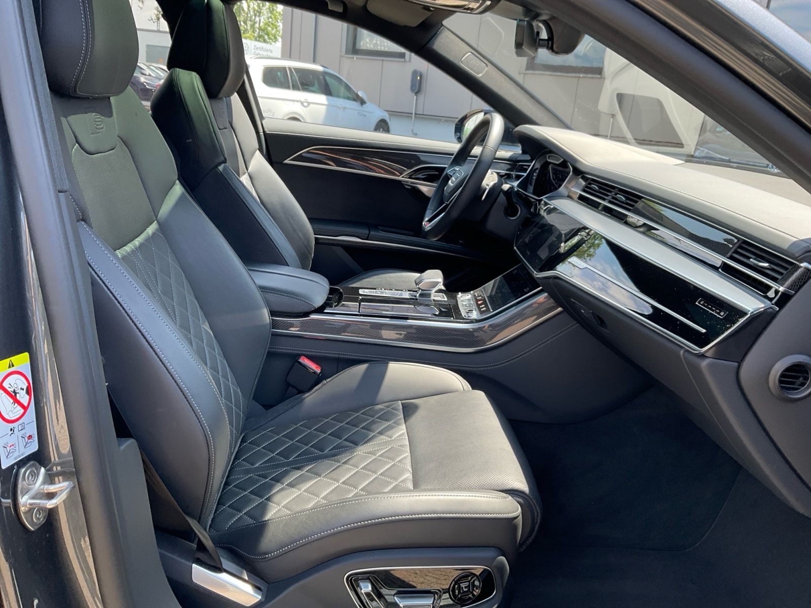 Audi A8 60 TFSI e quattro tiptronic 2x S line PANO