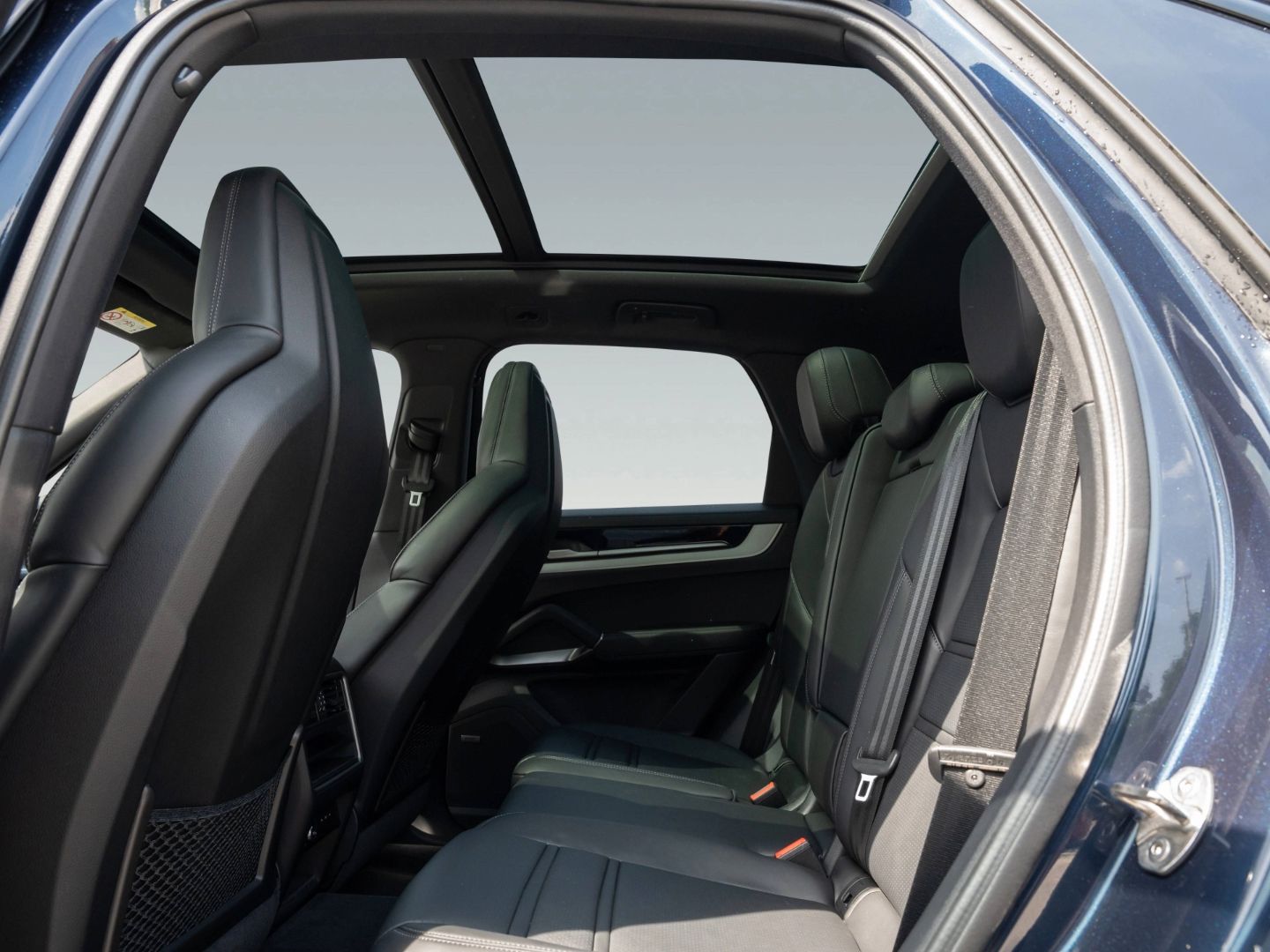 Porsche Cayenne S AHK BOSE HD-Matrix InnoDrive HUD 22''