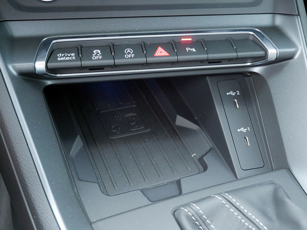 Audi Q3 45 TFSI quattro S line SONOS+AHK+NAVI+KAMERA+