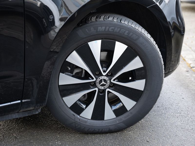 Mercedes-Benz V 300 Avantgarde - Samsaru's Car Outlet