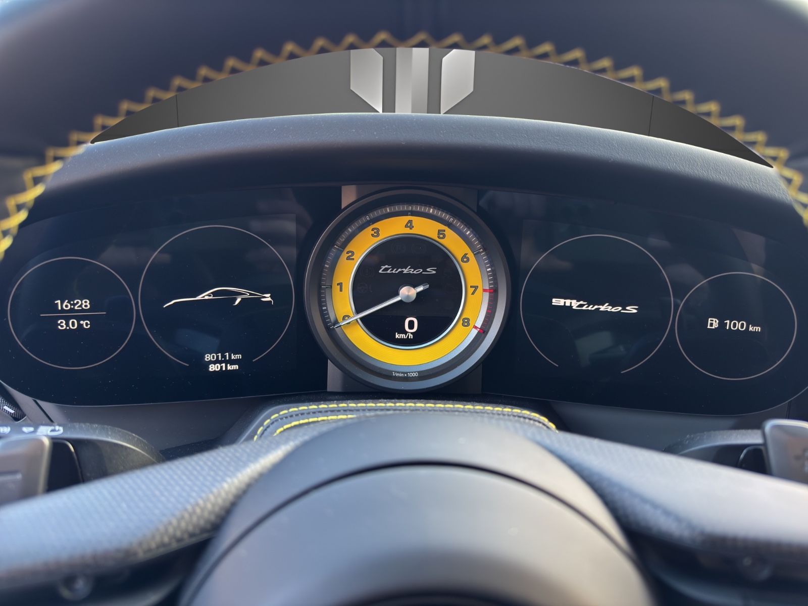 Porsche 911 Turbo S - Samsaru's Car Outlet