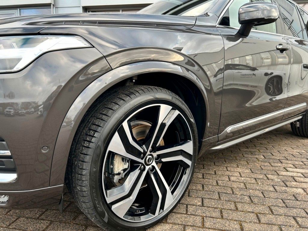 Volvo XC90 B5 D AWD Geartronic ULTIMATE BRIGHT-7Si-AHK